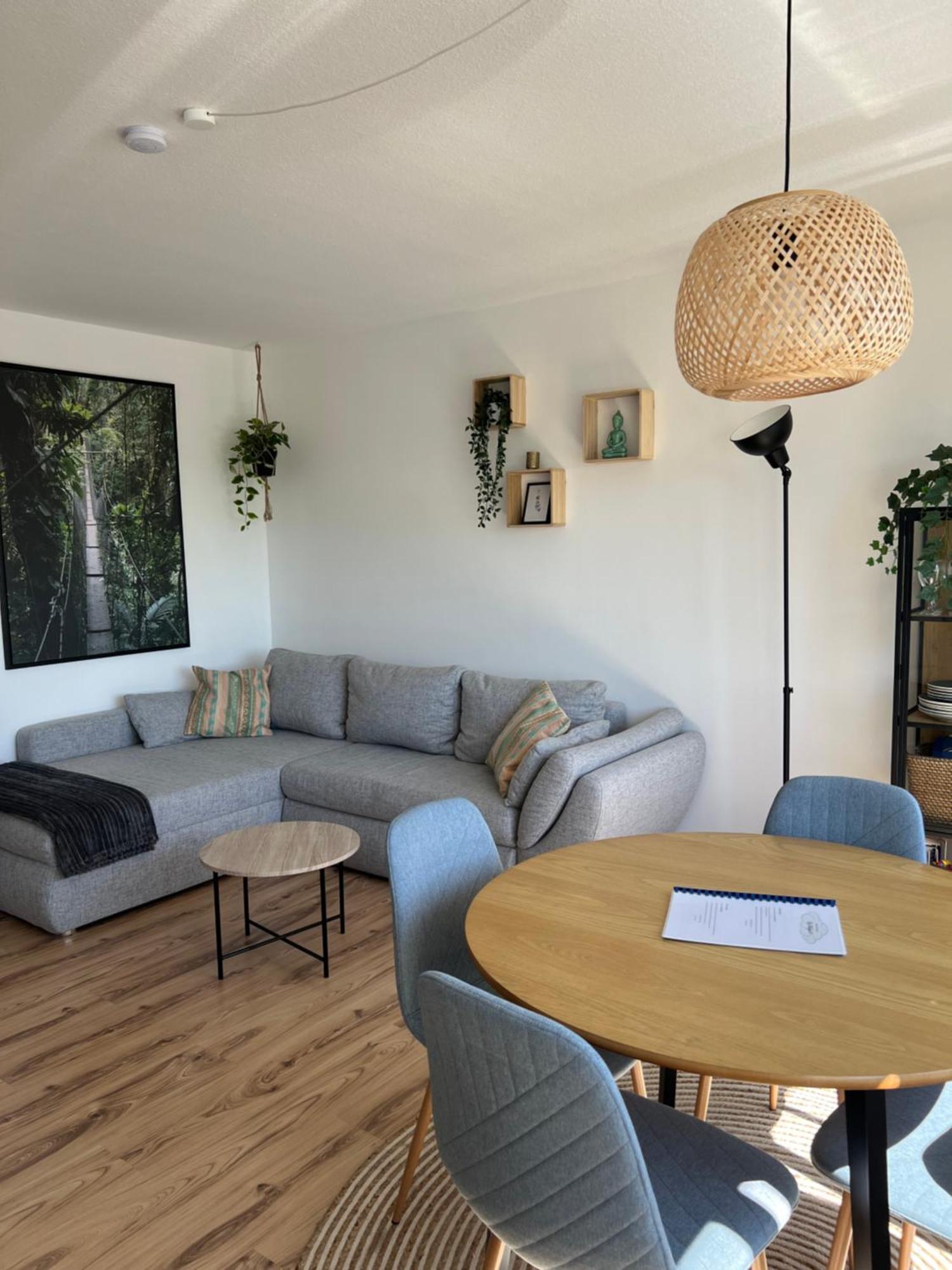 Up Wulkje21 Neu Renovierte Wohnung Mit Pkw Stellplatz Emden Eksteriør bilde
